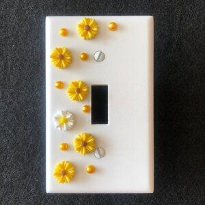 💕2/$25💕 Flower Light Switch Plate Cover Handcrafted